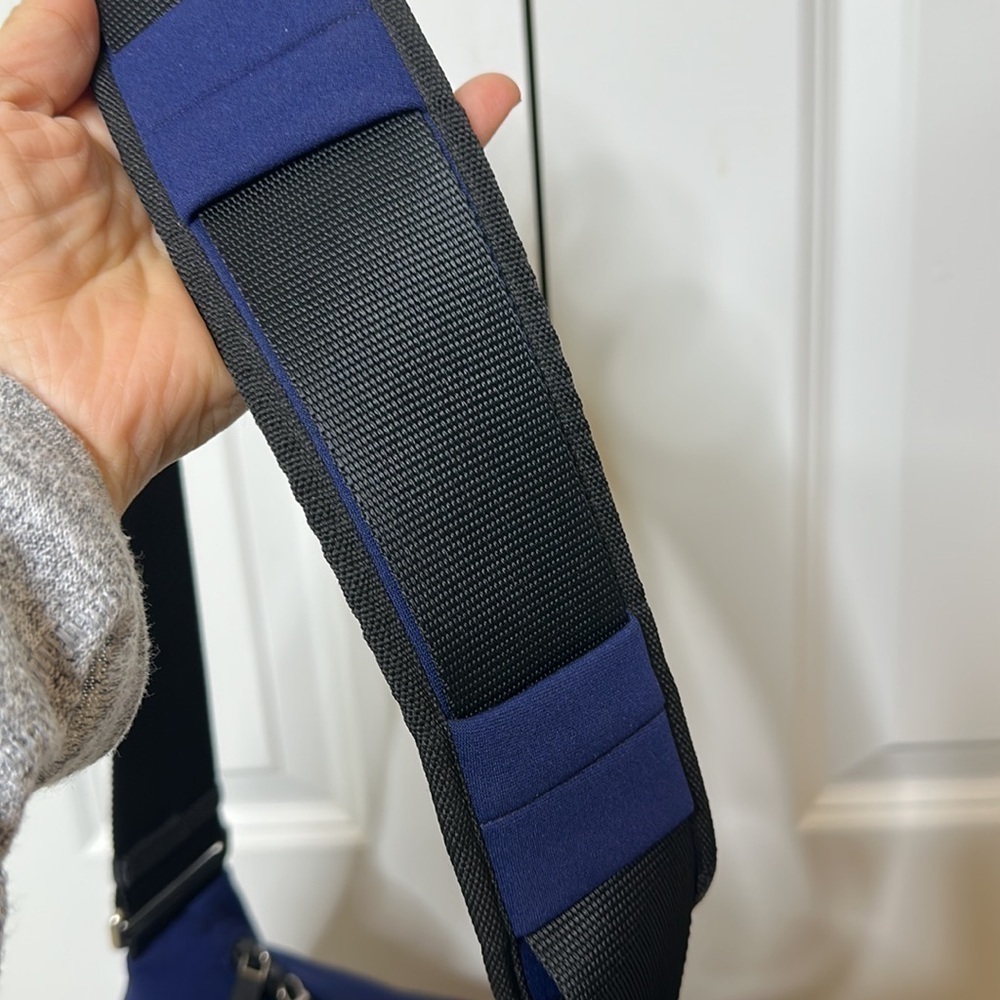 MIU MIU Navy Blue Neoprene Bag 1999-2000 Rare - Picture 9 of 15